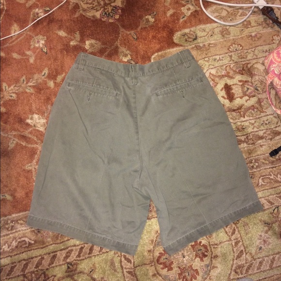 Shorts - Picture 3 of 3